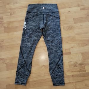 Lululemon x SoulCycle In Movement Tights 25” 8 Aerial Dot HR